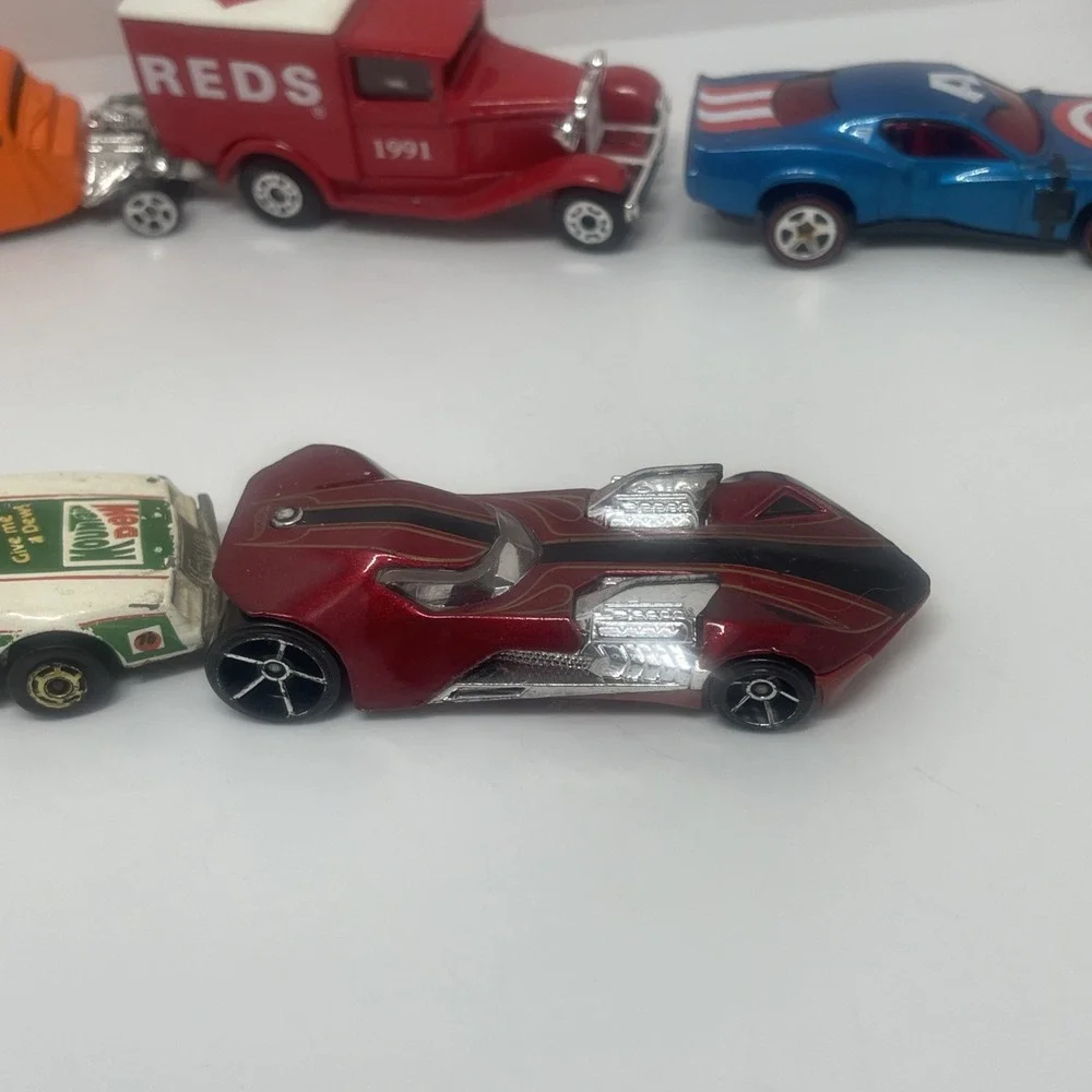 Lot‎ Of 10 toy cars various brands & conditions HOT-WHEELS MAISTO